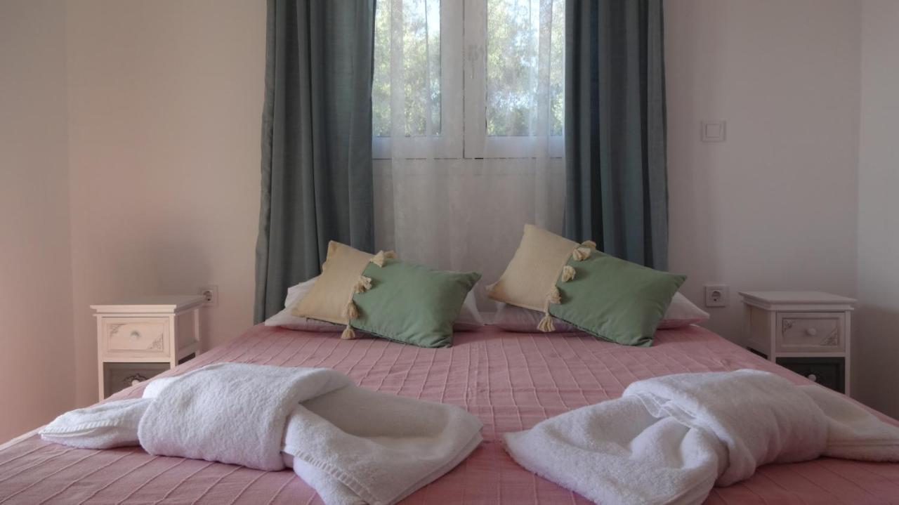 Victoria'S Summer House Lixouri Esterno foto