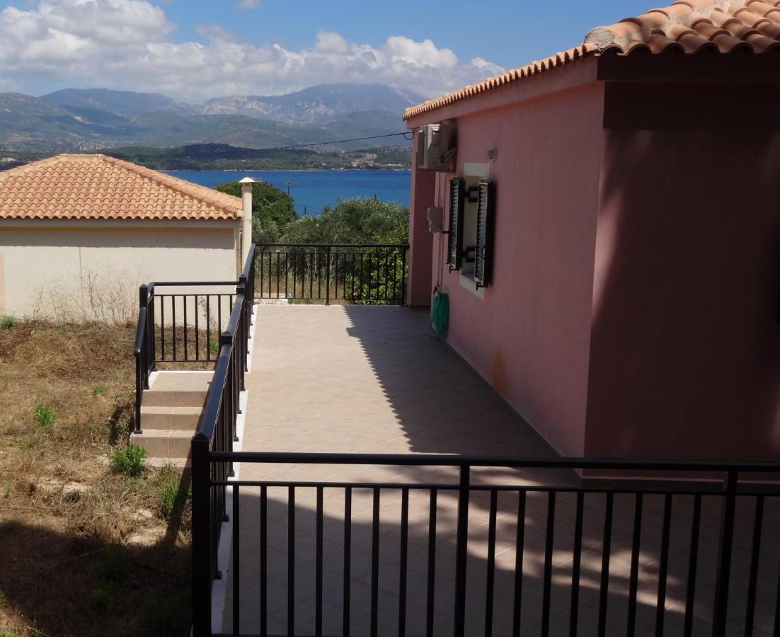 Victoria'S Summer House Lixouri Esterno foto