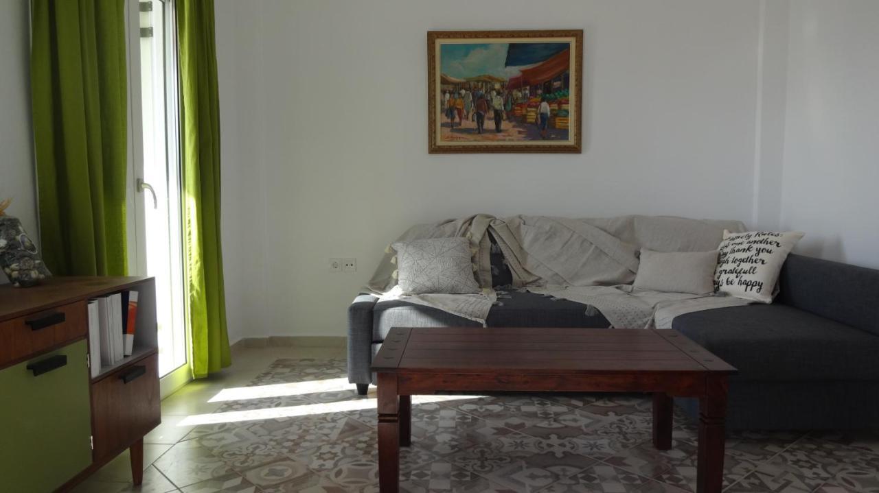 Victoria'S Summer House Lixouri Esterno foto